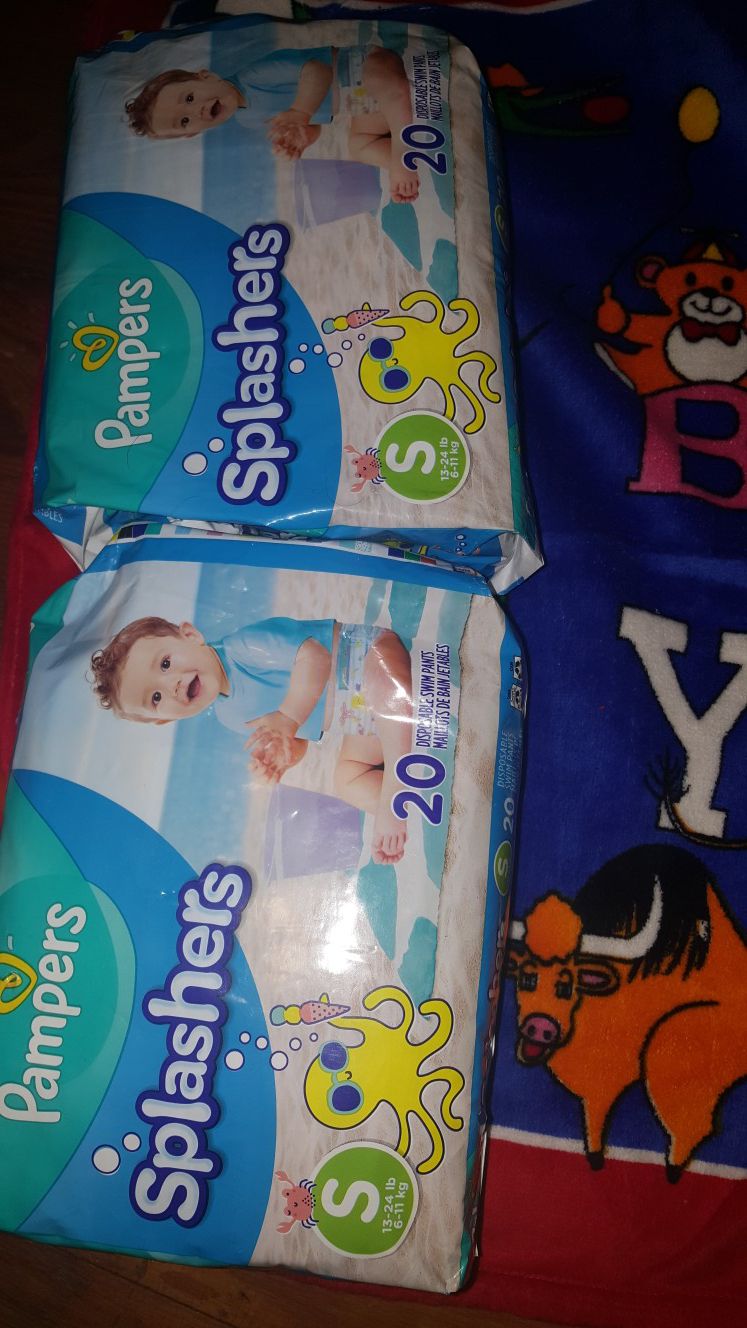 Pampers Splashers Size Small