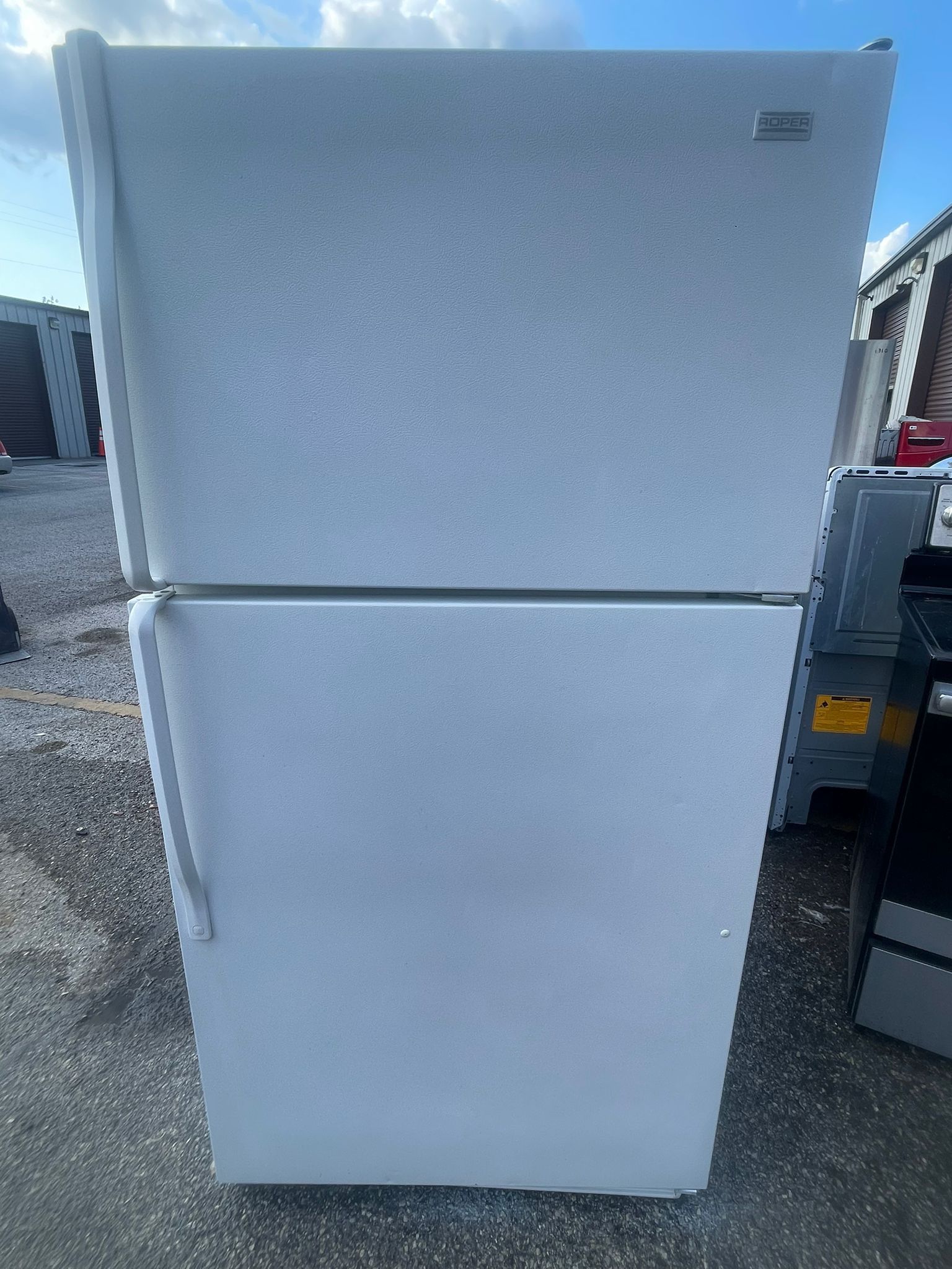 Roper Refrigerator / Delivery Available 
