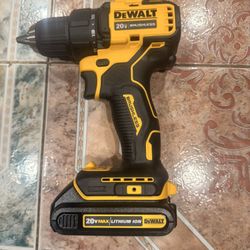 Dewalt Atomic Drill 