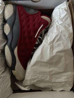 Jordan 13 “Red” Size 9