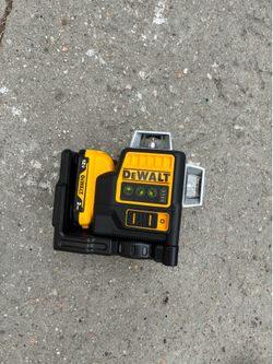 Dewalt 12 volts laser