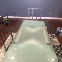 Very Beautiful Durable Extend Glass Table With Four Chairs 