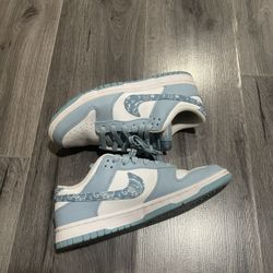 Nike Dunk Low "Blue Paisley" sneakers