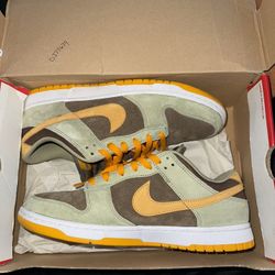 Olive  Dunks size 11.5