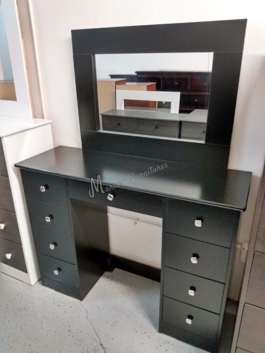 Black Vanity Dresser With Mirror
