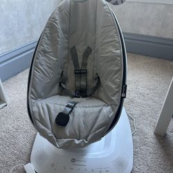 MamaRoo Baby Swing 