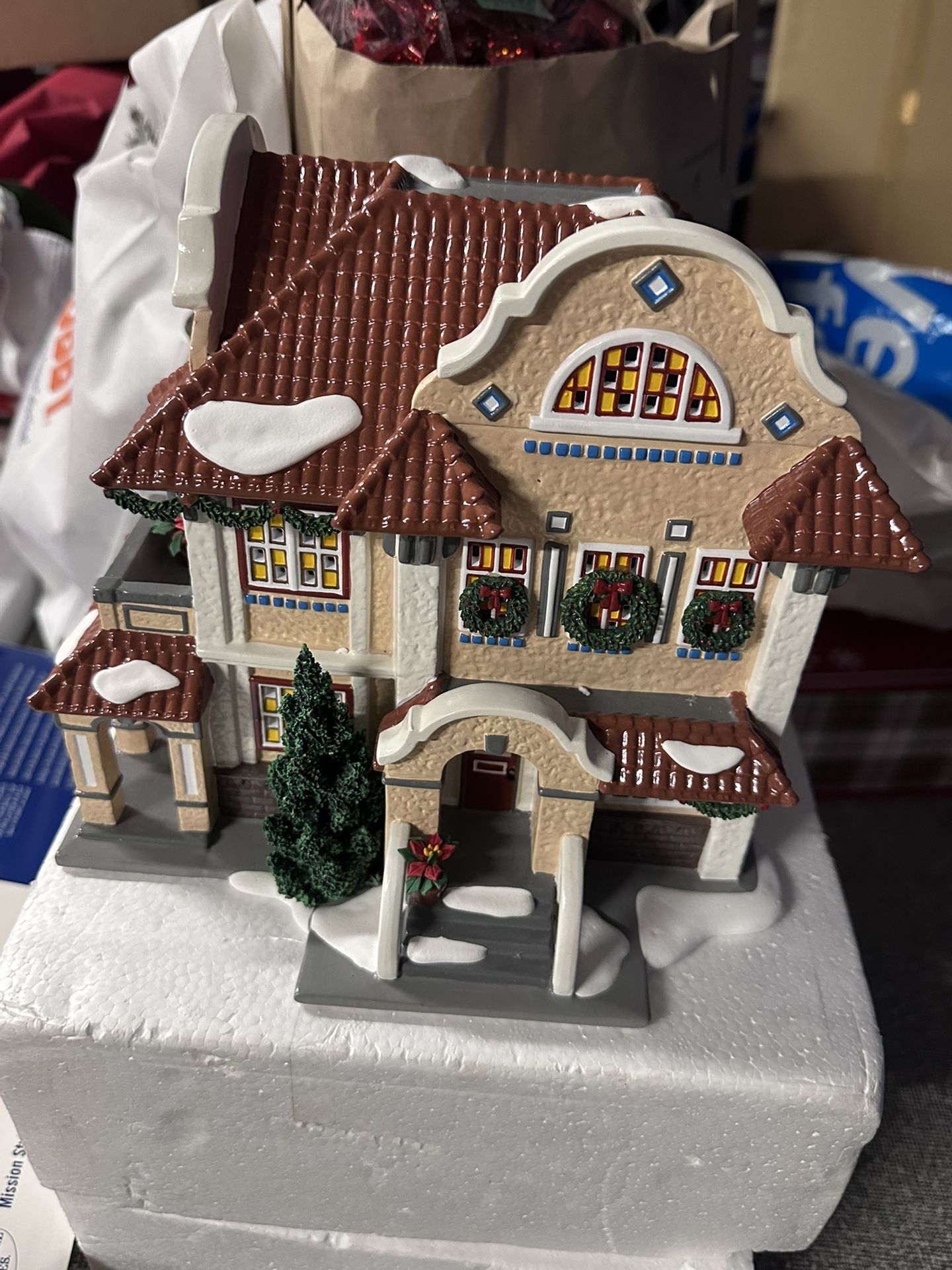 Dept. 56 Snow Village House