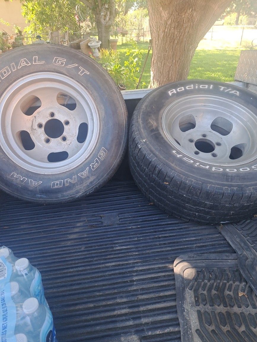 Vintage Slot Rim