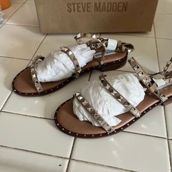 Steve Madden sandals.