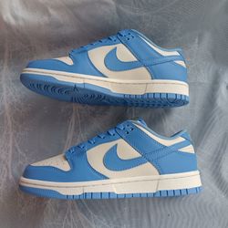Nike Dunk Low Sneakers