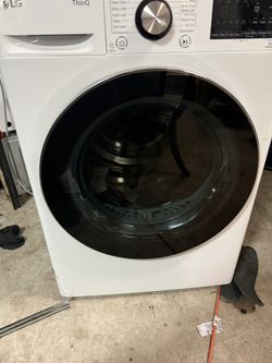 Lg 24 Inch Electric Smart Dryer with 4.2 Cu. Ft.