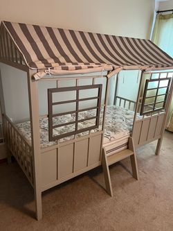 Twin House Bed with Canopy and Sound Sleep Mattressss