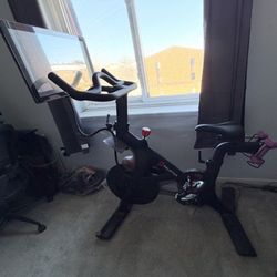 Peloton Bike 