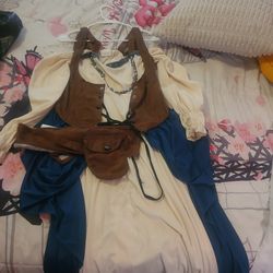 Renaissance outfit size small/medium