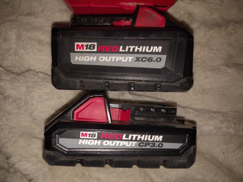 M18 18-Volt Lithium-Ion High Output Battery Pack 6.0Ah And 3.0Ah