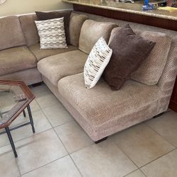 Sectional Couch 