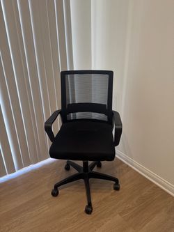 Office Chairs (recline, raise, adjustable, ergonomic)