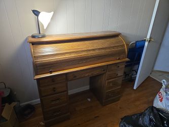 Roll top desk