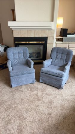 Comfy Blue swivel chairs