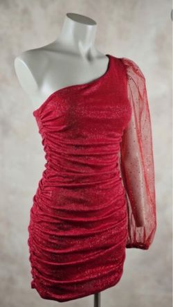 One shoulder dress