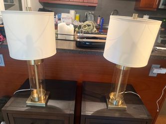Two lamps $20 each
