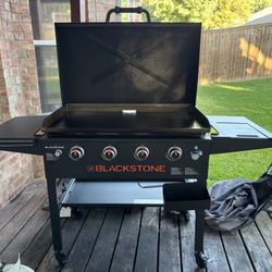 Blackstone 4 burner 36" with cover and tools