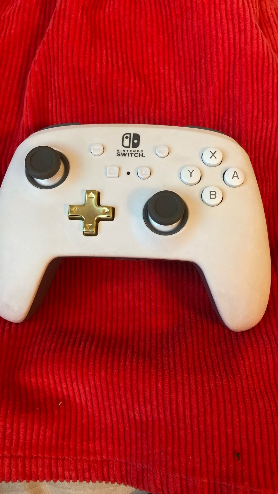 Power A Nintendo Switch Wireless Controller gold/white
