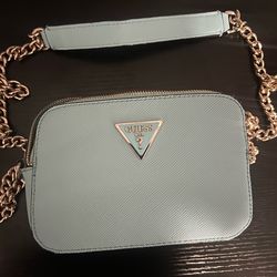 GUESS Noelle II Camera Crossbody bag light blue