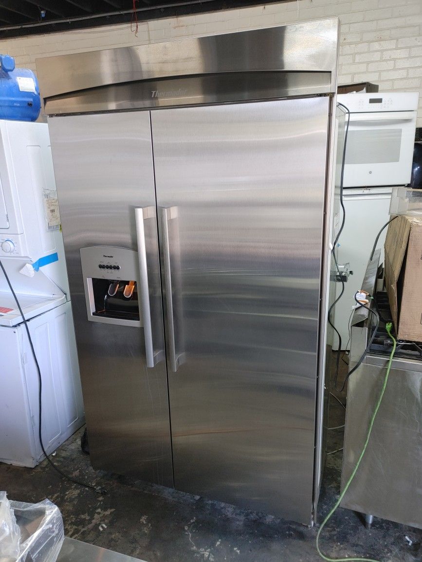 Thermador 48" Stainless Steel Built In Side By Side Refrigerator for