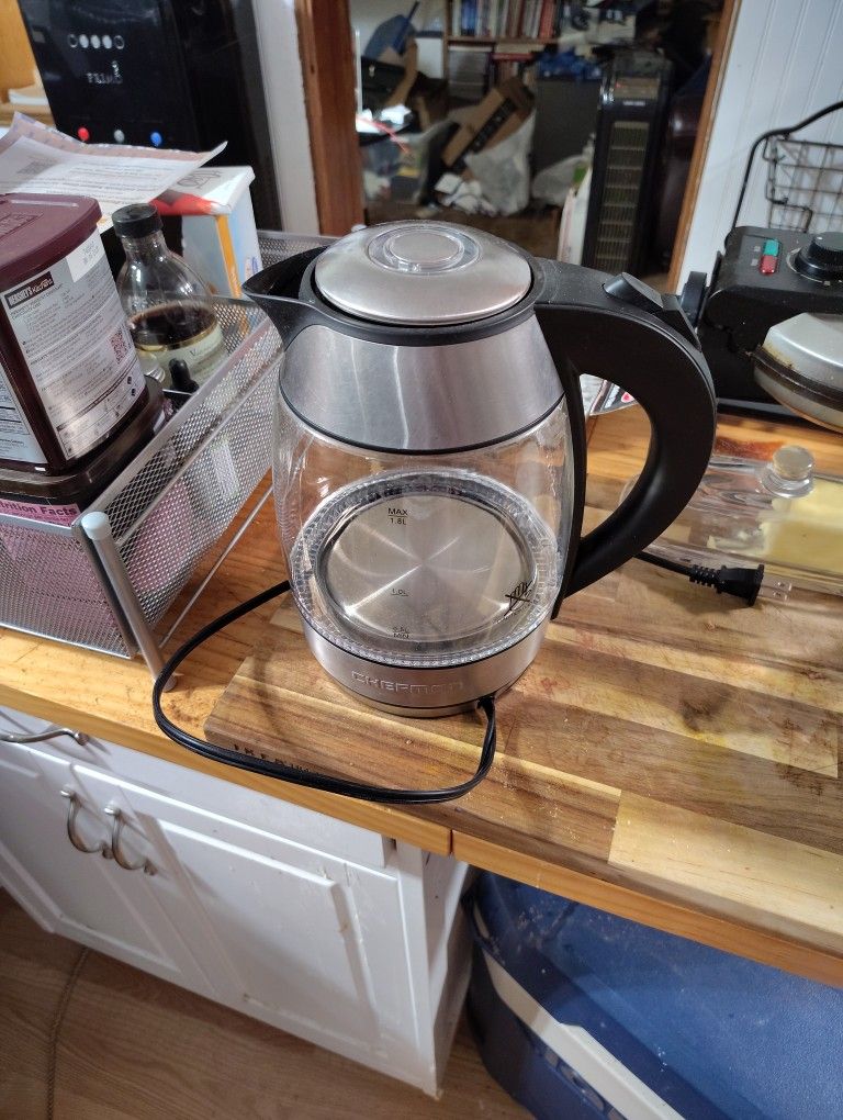 Chefman Electric Kettle