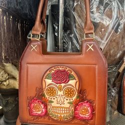 1201 E Truxtun Ave Leather Purses  Different Sizes And Prices 