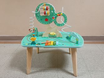 Giggle Scape brand desk toy.. $15