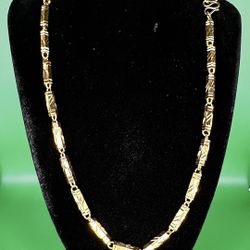 24 Karat Gold Hexagonal Chain