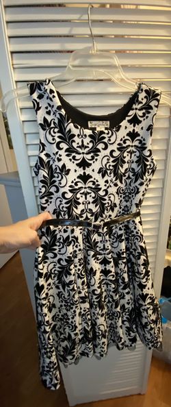 Black And White Dress Size 12 Girl