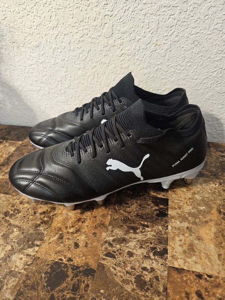 New Puma Avant Pro Rugby Cleats Mens Size 10 Black White Leather 106714-02
