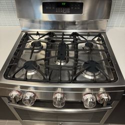 Gas Stove With Microwave Included 