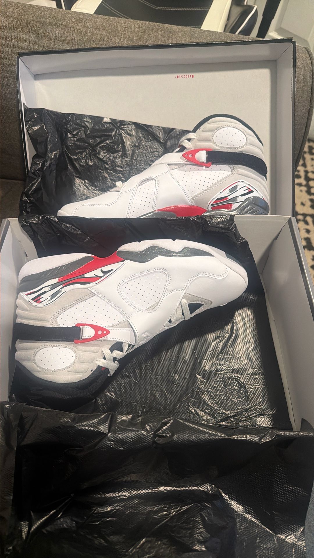 Air Jordan 8 “True-Red”