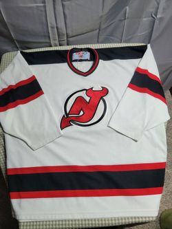 CCM 90s AirKnit New Jersey Devils Vintage White Jersey NHL 9 Size XL Made In Canada
