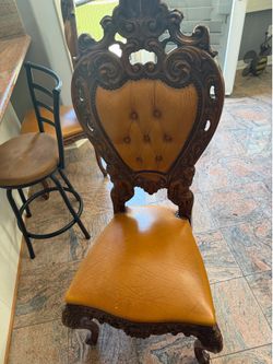 Round table and chairs