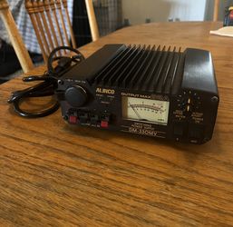 Like New Alinco 32A Max Switching Power Supply DM-330MVT