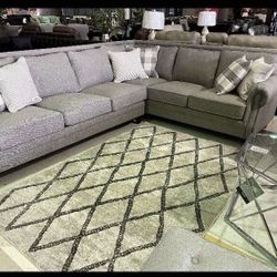 In Stock 👍 Gray 2 Piece Sectional Couch Willow Creek 🌹 Brand New 💥