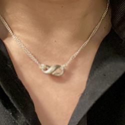 Tiffany & Co Necklace Infinity 