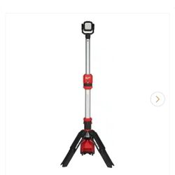 New Milwaukee M12 Dual Power Tower Light 