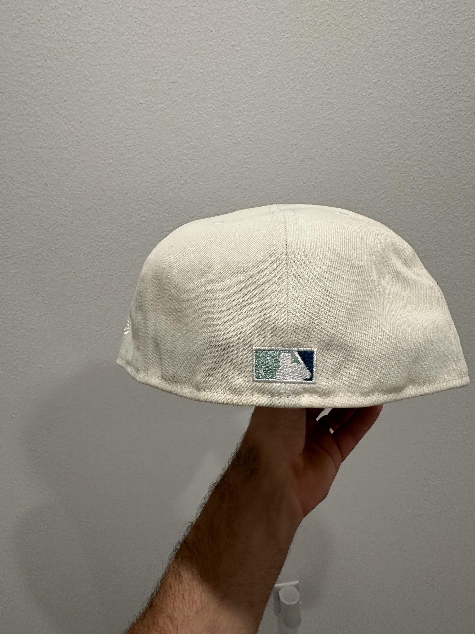 LA Dodgers Fitted Size 7 1/2 ‘Jackie Robinson’