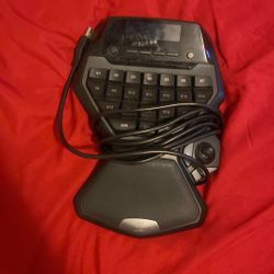 Logitech G 13 Gaming Mouse Pad Black