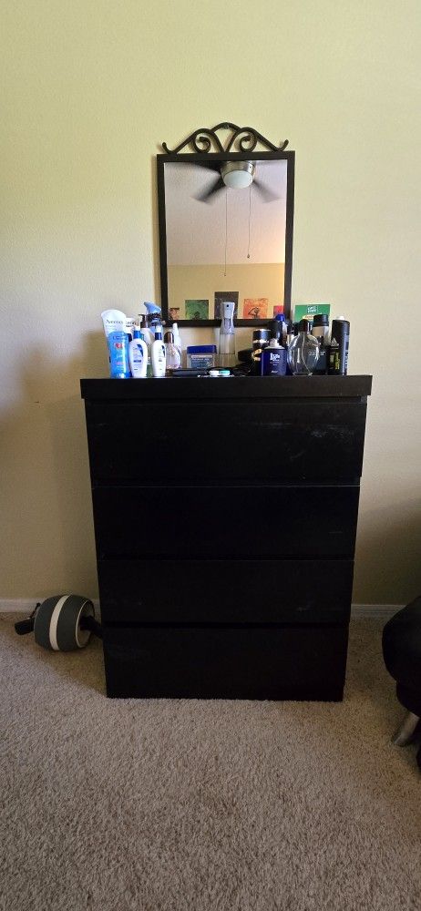 Drawers Plus Mirror