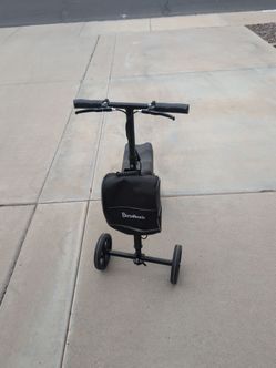 Knee scooter