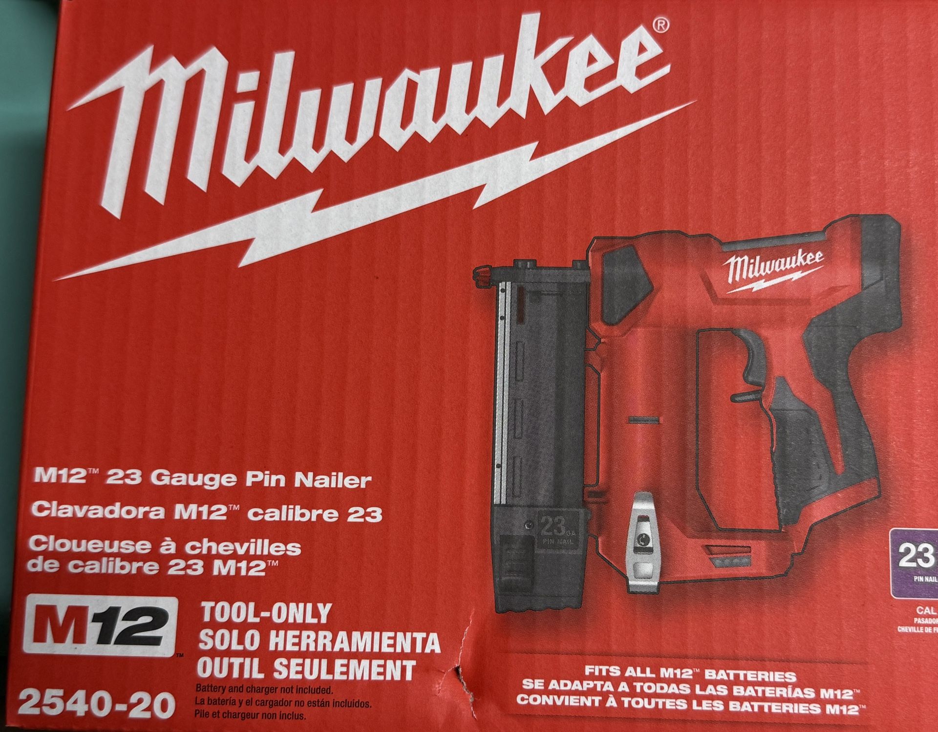 Milwaukee M12 23-Gauge Lithium-Ion Cordless Pin Nailer