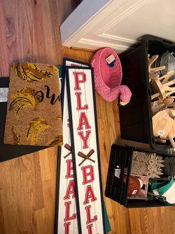 Multiple home decor items for sale all brand new with tags retail 300+ for everything selling for that