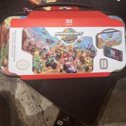 Nintendo Switch 2 Game Traveler Deluxe Mario Kart World Case